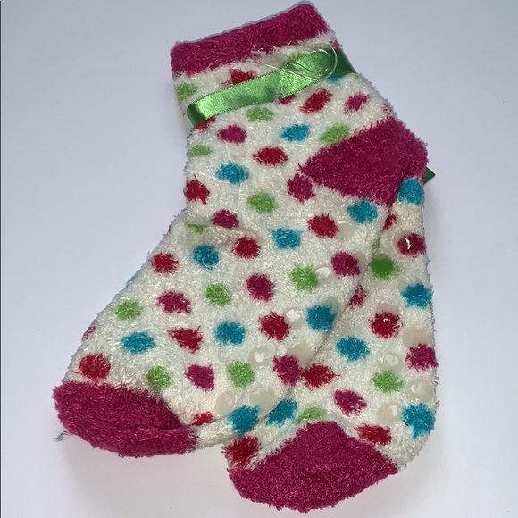 🧦 Bath & Bath Work Oh So Cozy Lavender Infused Fluffy Spa Socks - Picture 5 of 10